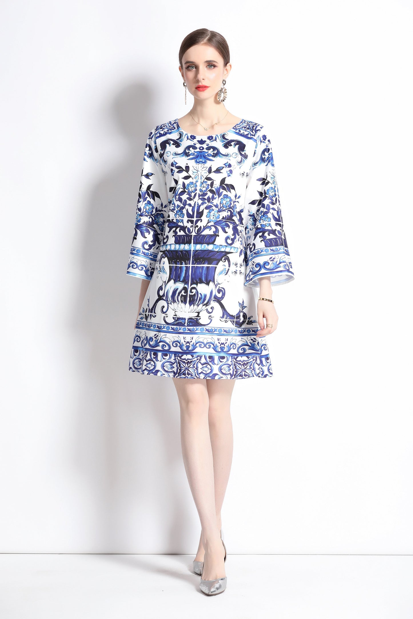 Women's Blue and White Porcelain Pattern Bell Sleeves Mini Dress