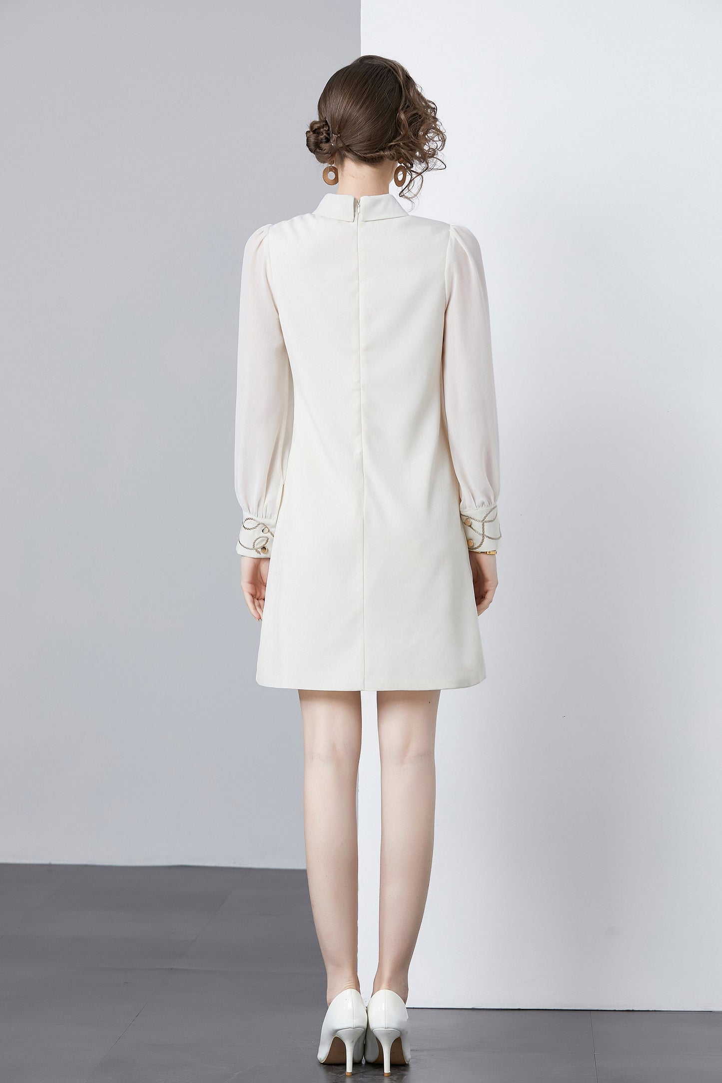 Vintage Women's Elegant Embroidered Hight Neck Mini Dress